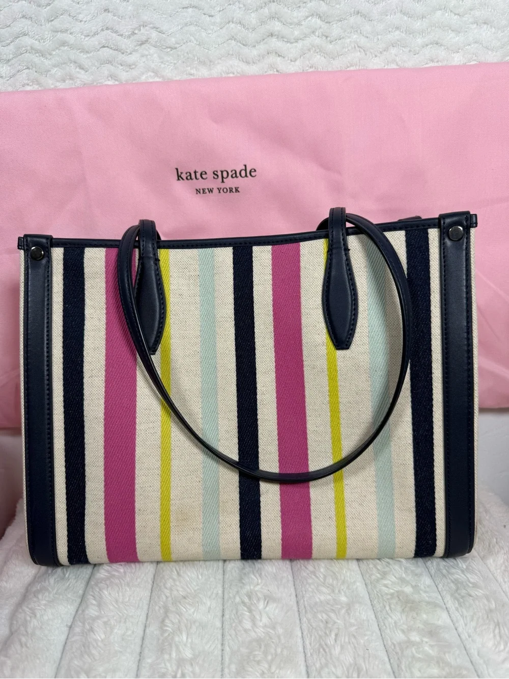 Kate Spade New York Market Breezy Stripe Medium Tote. So Gorgeous and Classic 🧡🤩